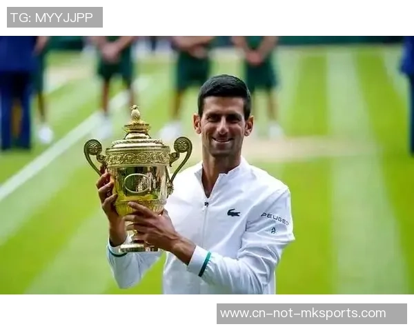 德约科维奇与梅德韦杰夫决赛对决谁将夺得最终荣誉